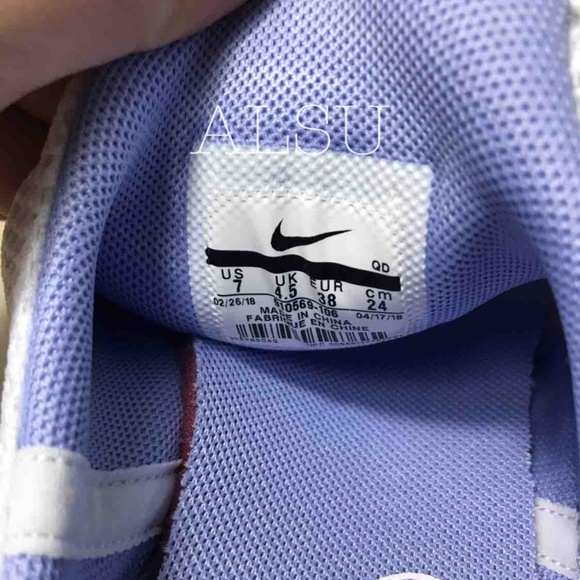 NWTNike Presto Fly White Barely Grapr W AUTHENTIC - Picture 8 of 8